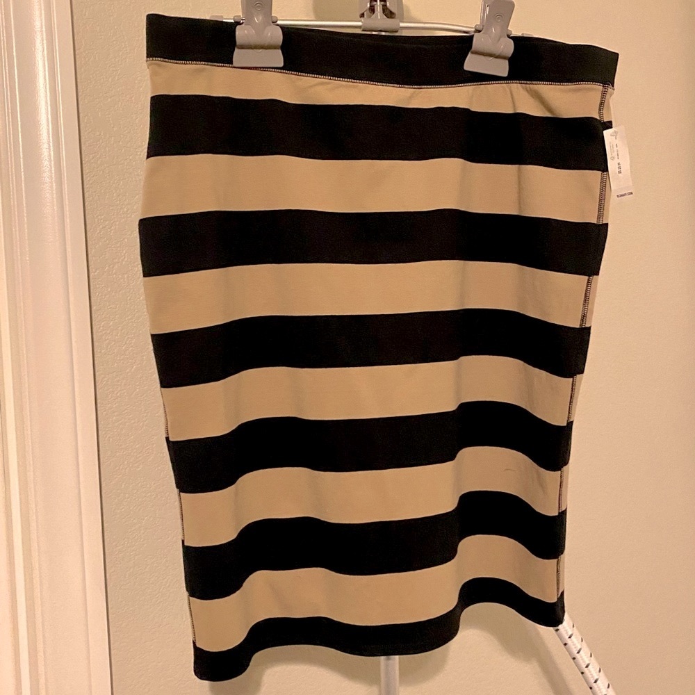NEW Black and Tan Striped Pencil Skirt